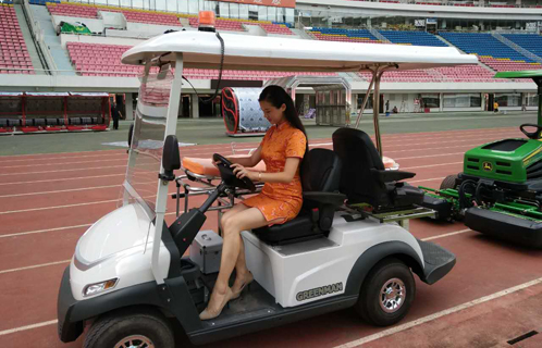 賀龍體育中心-電動(dòng)救護車(chē) 賀龍體育中心-電動(dòng)救護車(chē)